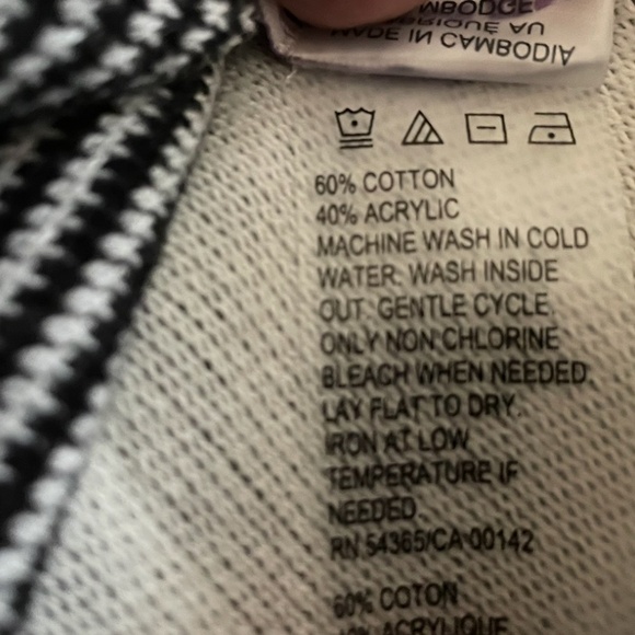 ALLISON DALEY, PONCHO WRAP, size M-L - Picture 4 of 5